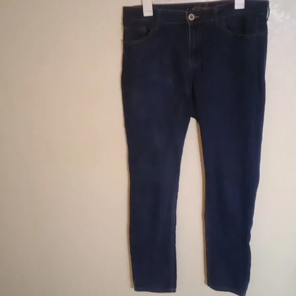 Pants - Picture 2 of 5